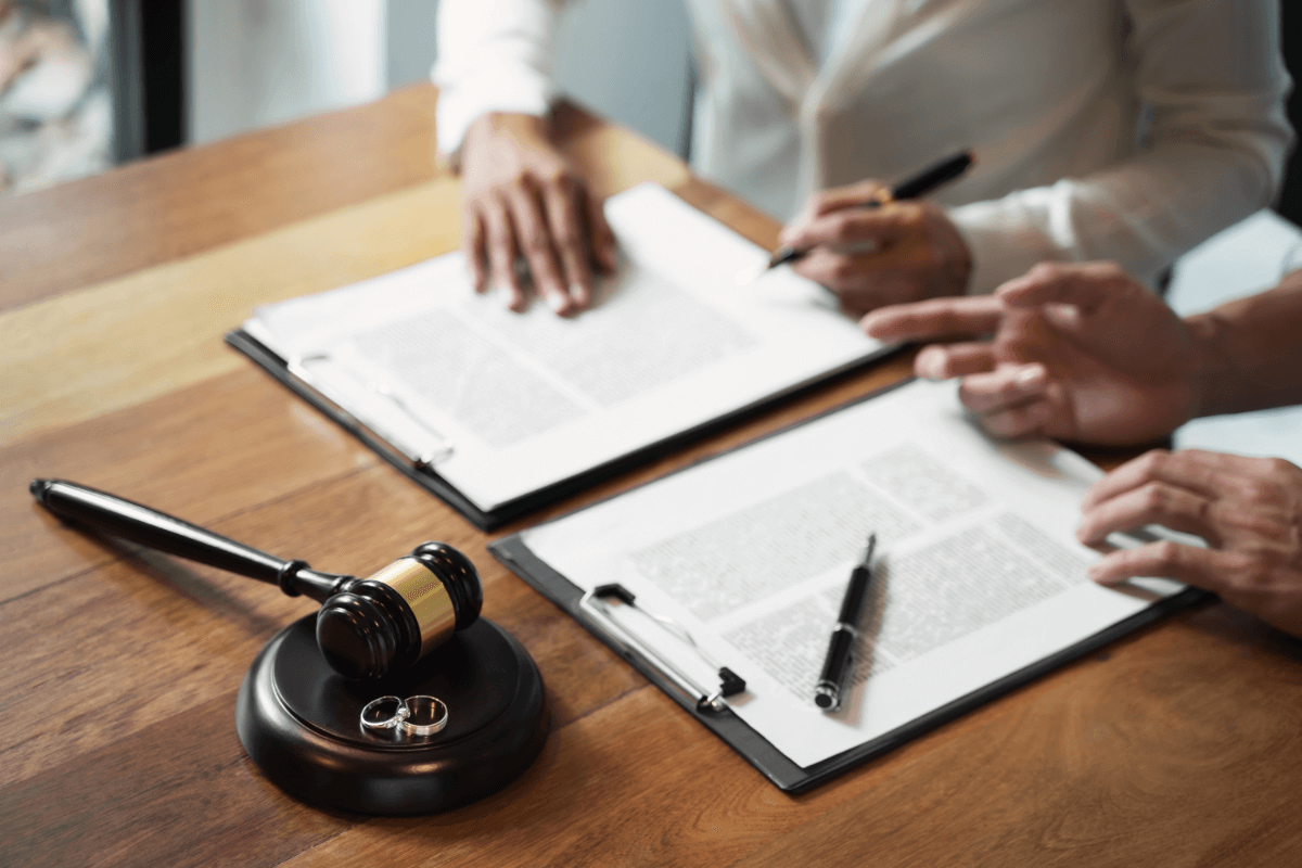 Hire A Divorce Attorney | Brazoria County